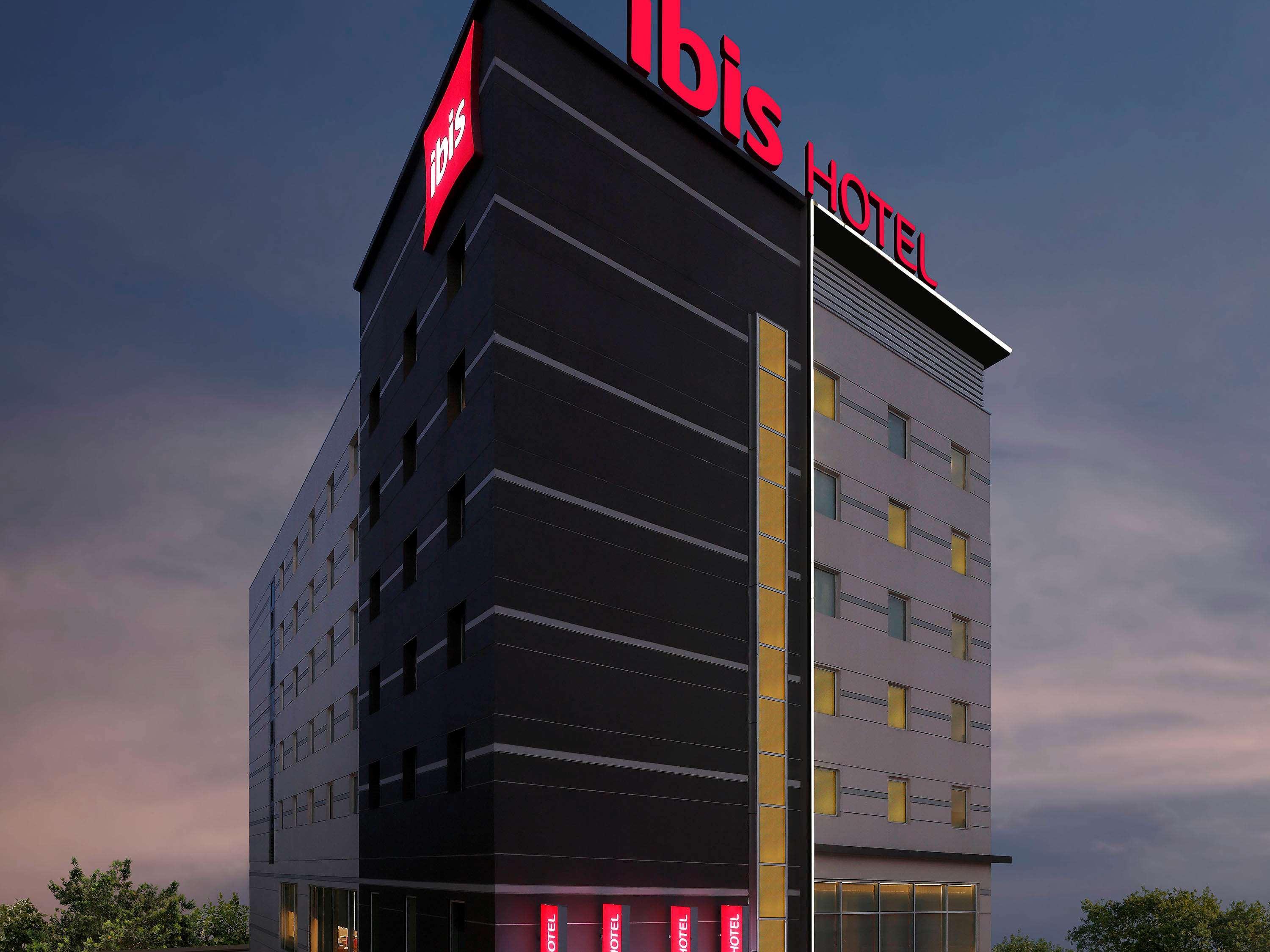 Ibis Kochi City Centre - An Accor Brand Zewnętrze zdjęcie