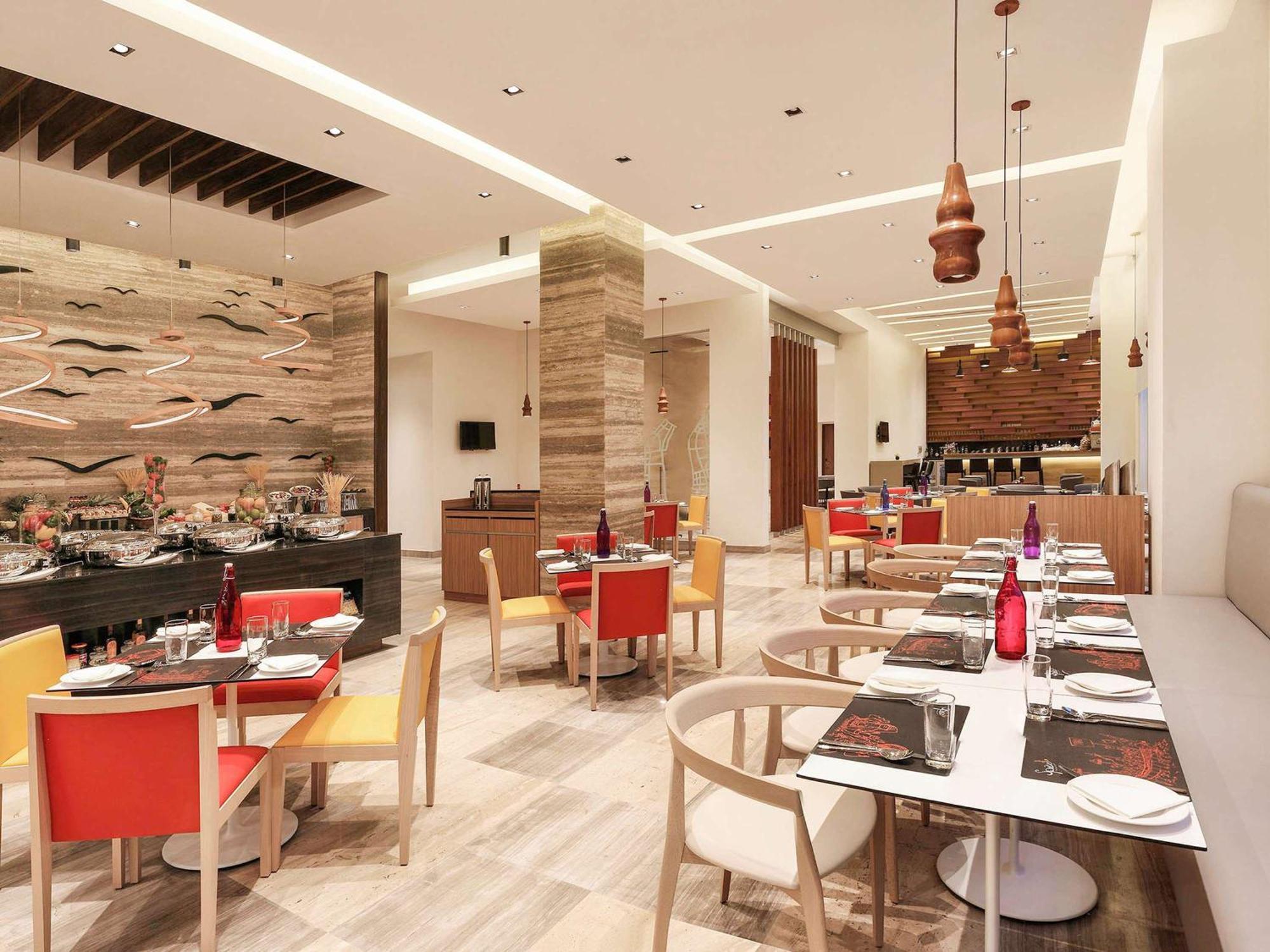 Ibis Kochi City Centre - An Accor Brand Zewnętrze zdjęcie