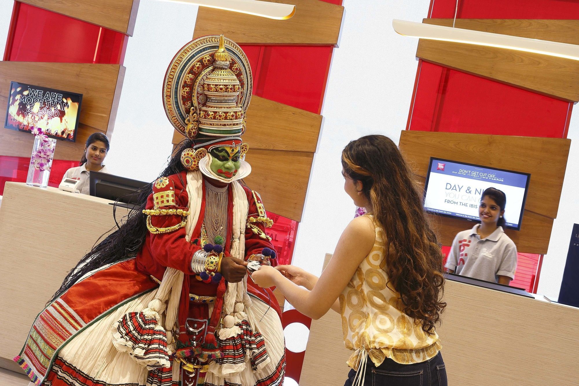 Ibis Kochi City Centre - An Accor Brand Zewnętrze zdjęcie